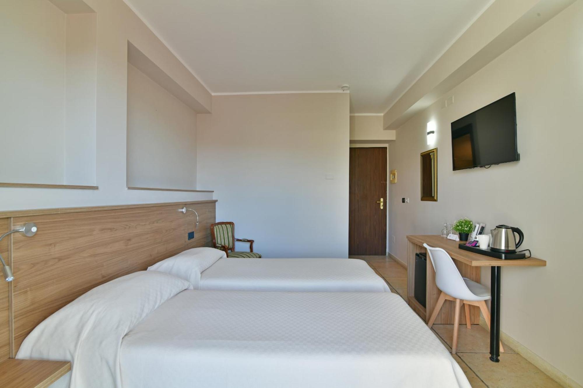Hotel & Linda 3*